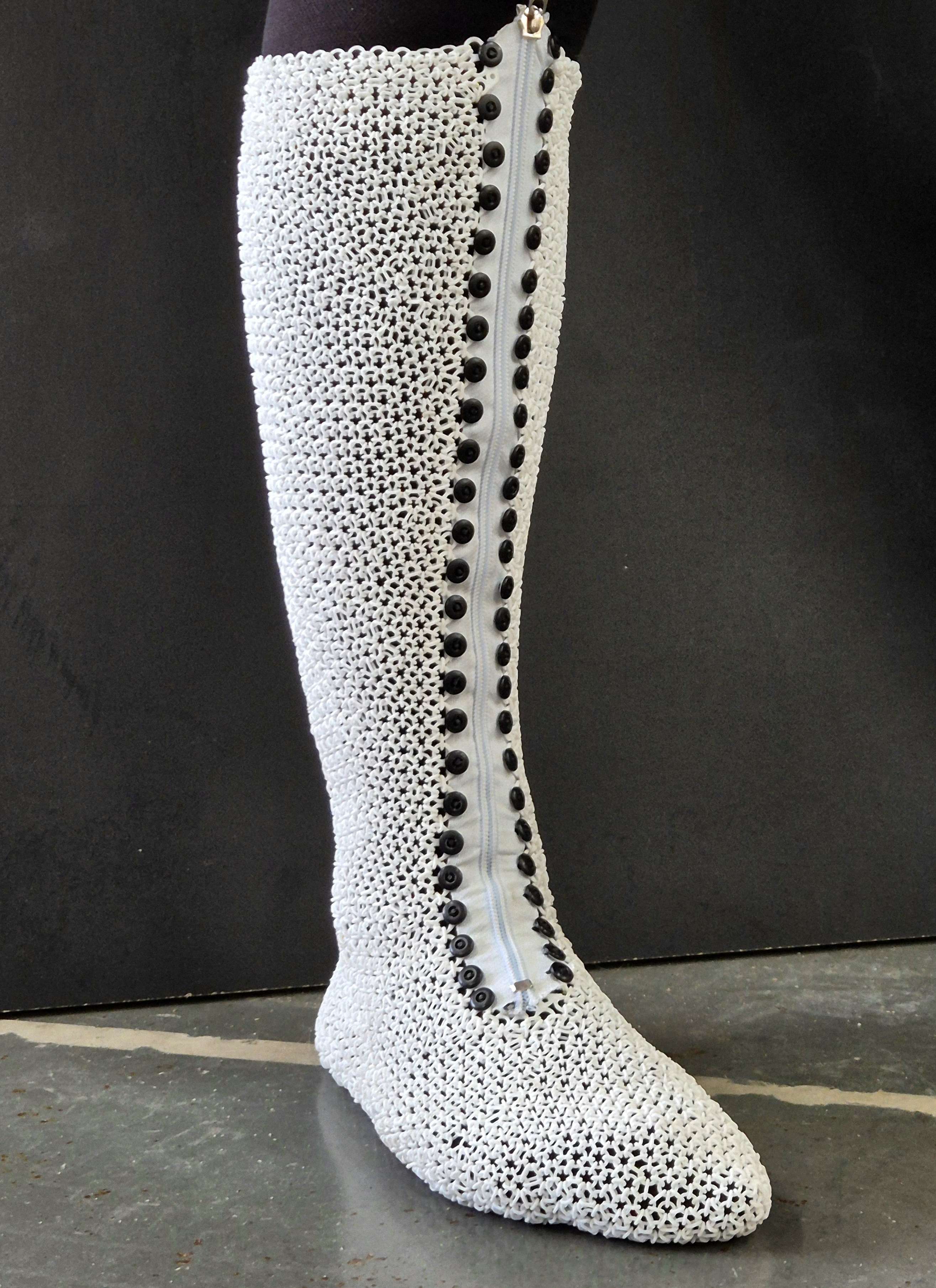 Chainmesh Compression Therapy